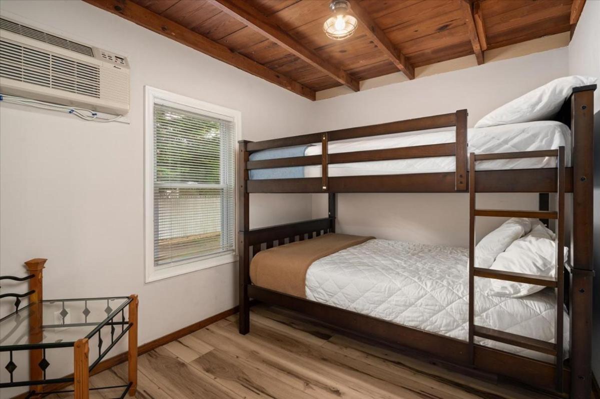 Beach Bum West-O Cabins Ocean City Bagian luar foto